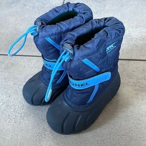 Sorel Boys Snow Boots Size 9 Navy blue